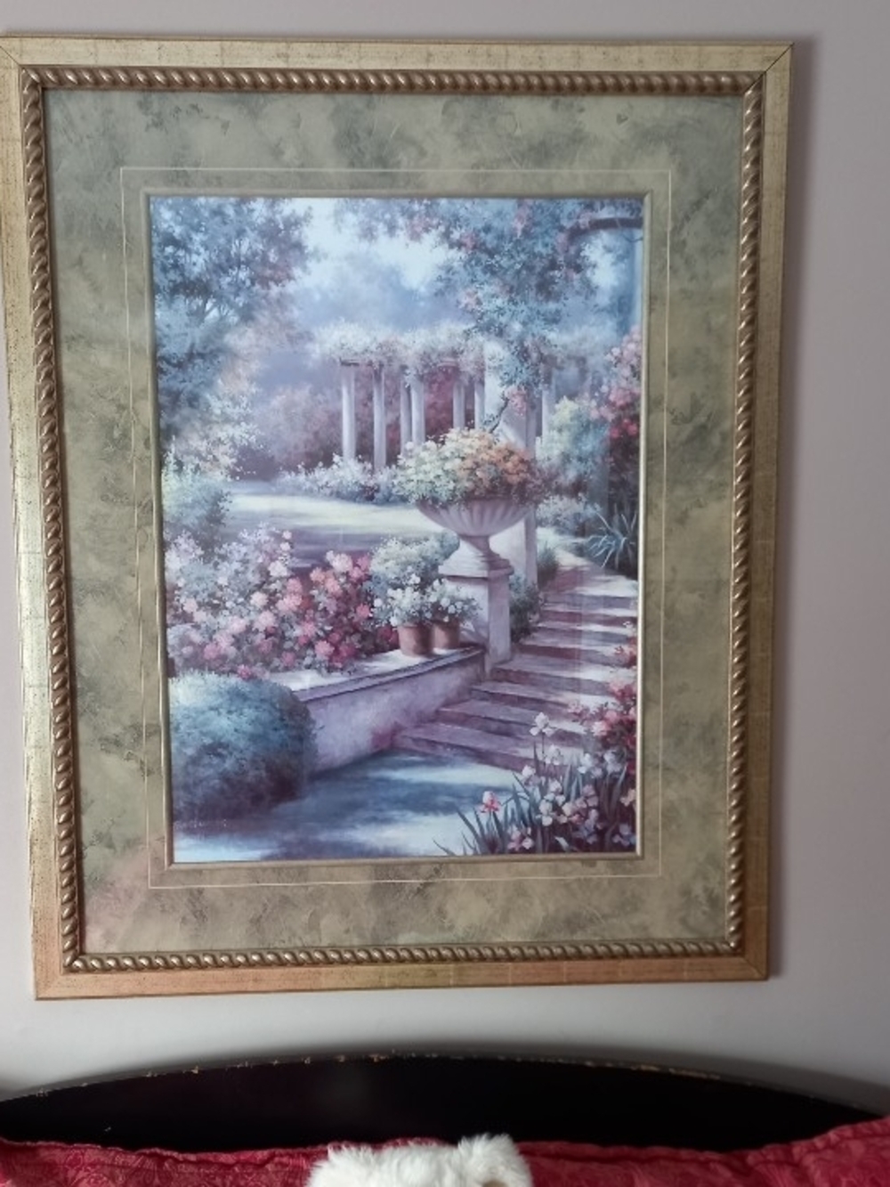 Classic Floral Garden Print in Pastel Colors - Unbranded